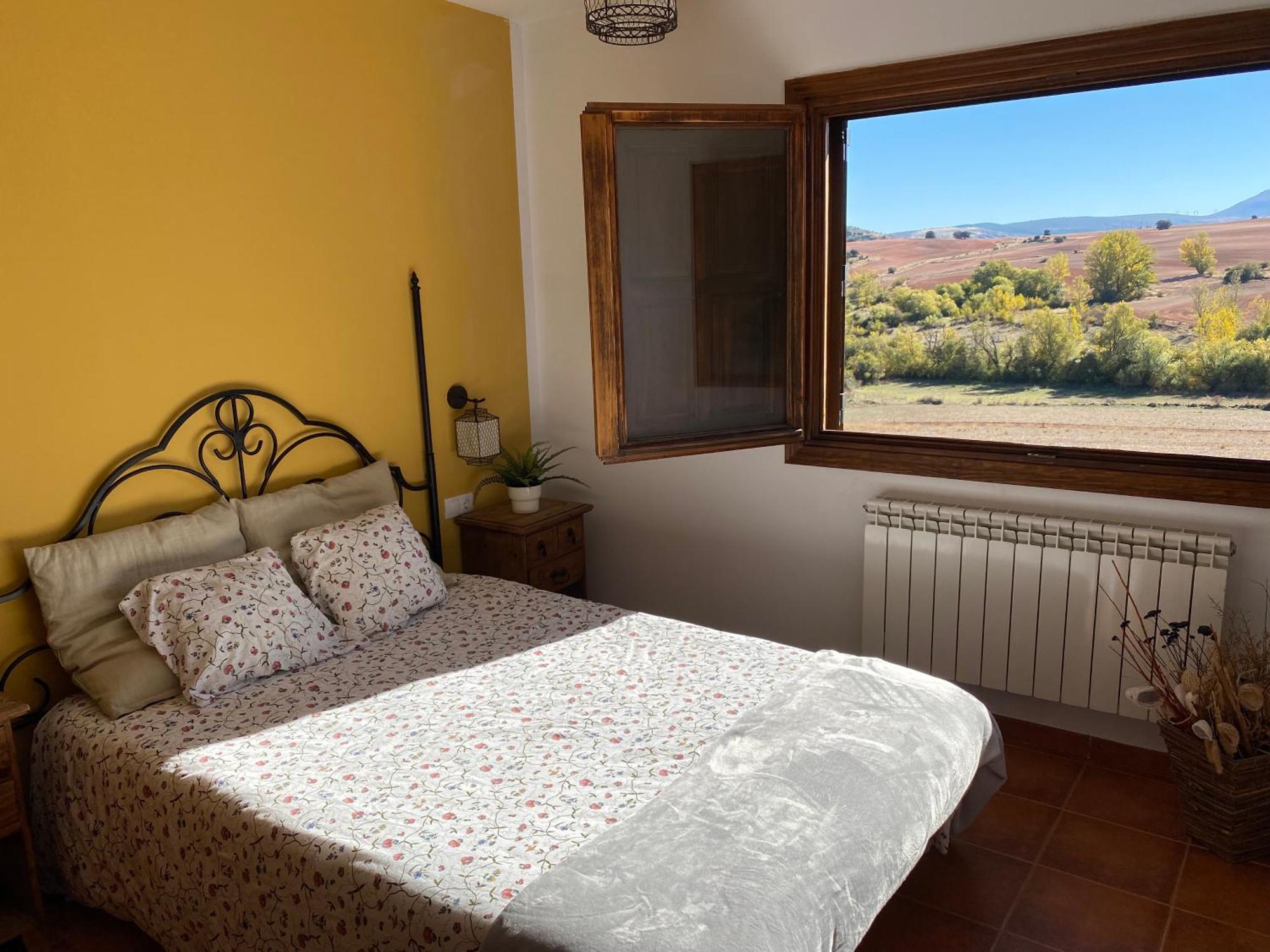 Tres Navios En El Mar Casa Rural De 10 Habitaciones Con Bano Individual Precios Web Montejo de Tiermes Exterior photo